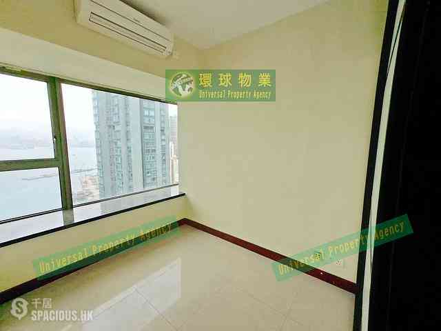 Kennedy Town - The Merton Tower 2 03