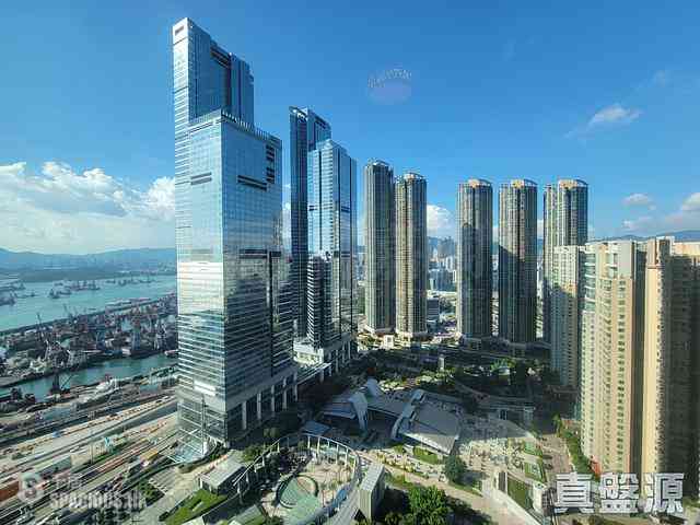 West Kowloon - The Harbourside Block 2 02