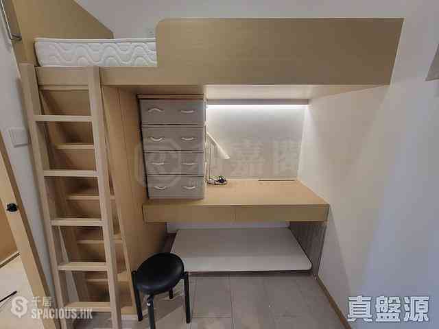 West Kowloon - The Harbourside Block 2 05