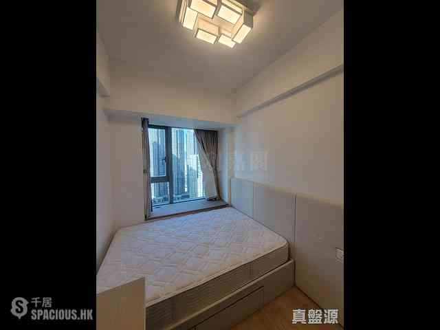 West Kowloon - The Harbourside Block 2 07