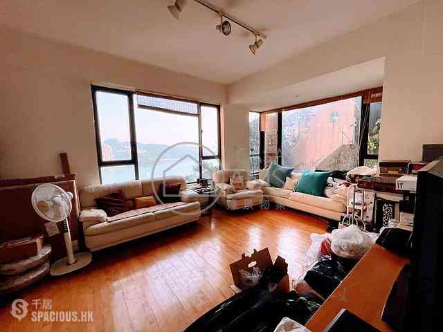 Repulse Bay - The Beachfront 01