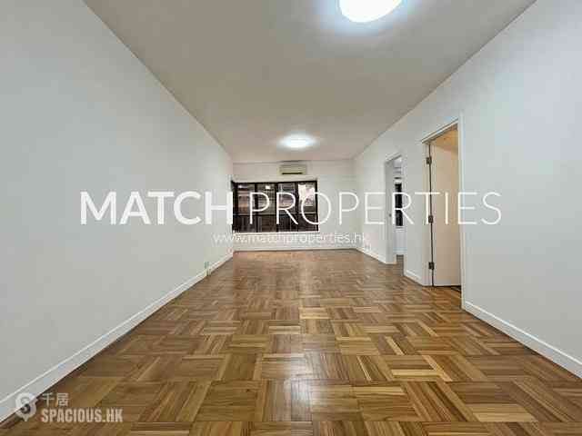 Mid Levels Central - Elegant Terrace 01