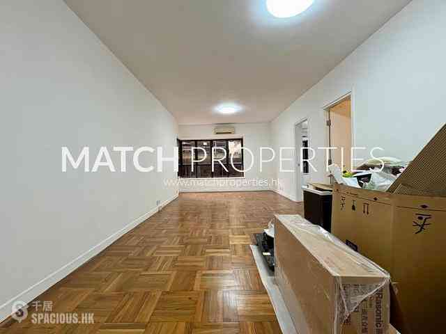 Mid Levels Central - Elegant Terrace 07