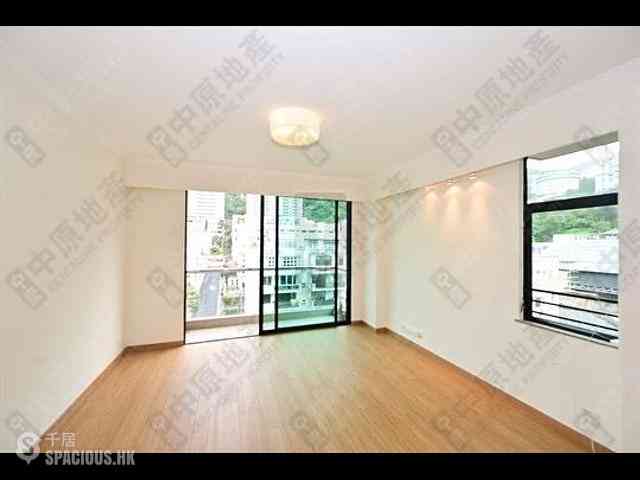 Happy Valley - Holly Court 01
