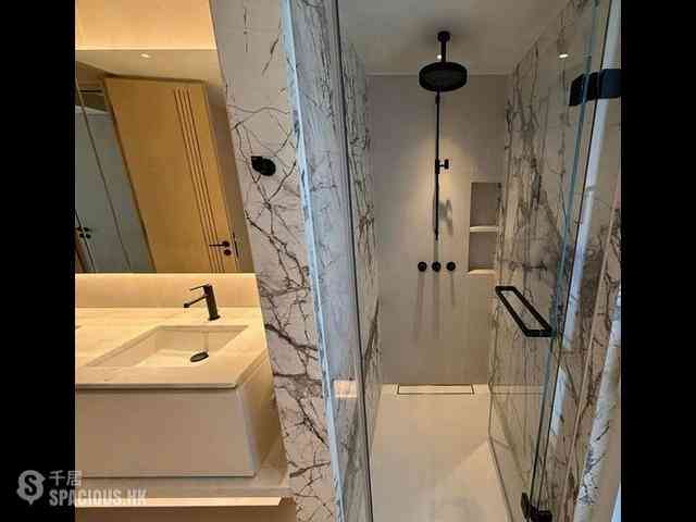 Wan Chai - 33 Kennedy Road 04