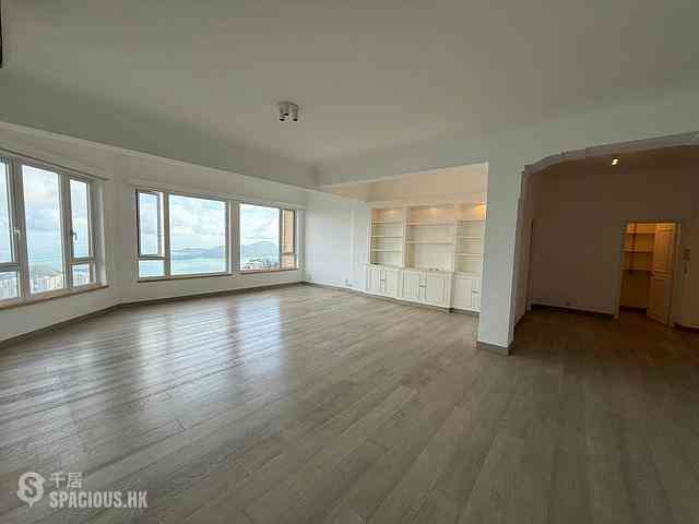 The Peak - La Hacienda Block A 06