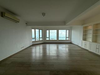 The Peak - La Hacienda Block A 07