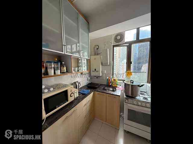 Wan Chai - Shu Tak Building 05