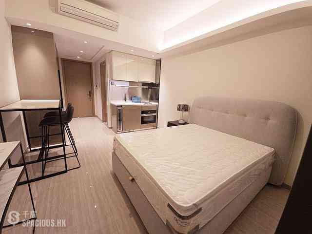 Wong Chuk Hang - The Southside Phase 1 Southland Tower 1B 01