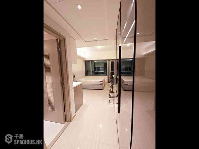 Wong Chuk Hang - The Southside Phase 1 Southland Tower 1B 03
