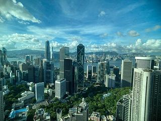Mid Levels Central - Regence Royale Tower 2 06
