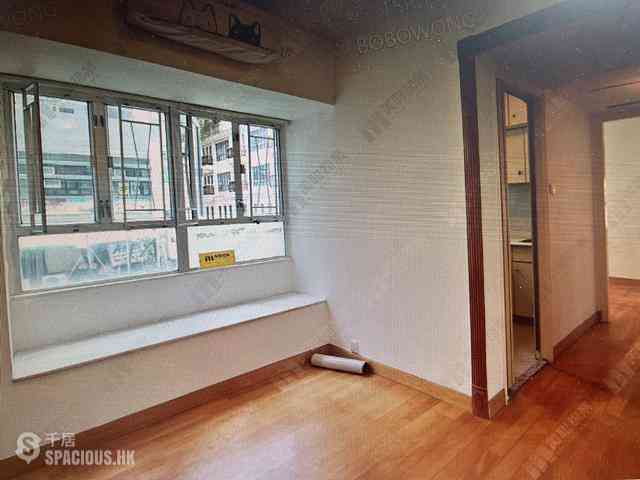 Wan Chai - Silvervale Mansion 01