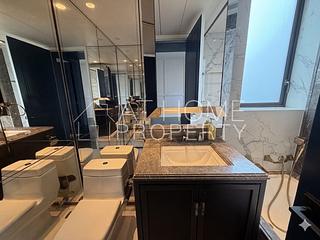 中半山 - Castle One By V 09