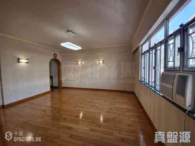 Kowloon City - Mayfair Gardens 04