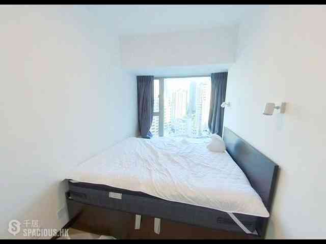 Sai Ying Pun - Centre Place 08
