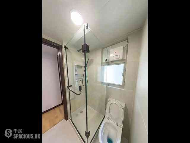 Sai Ying Pun - Centre Place 11