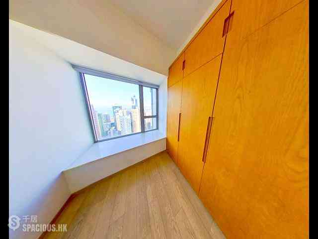 Sai Ying Pun - The Summa Block 2 09