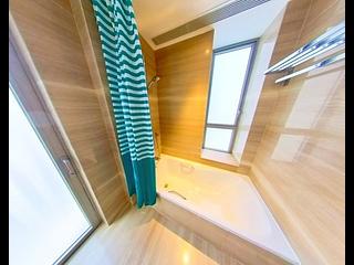 Sai Ying Pun - The Summa Block 2 11