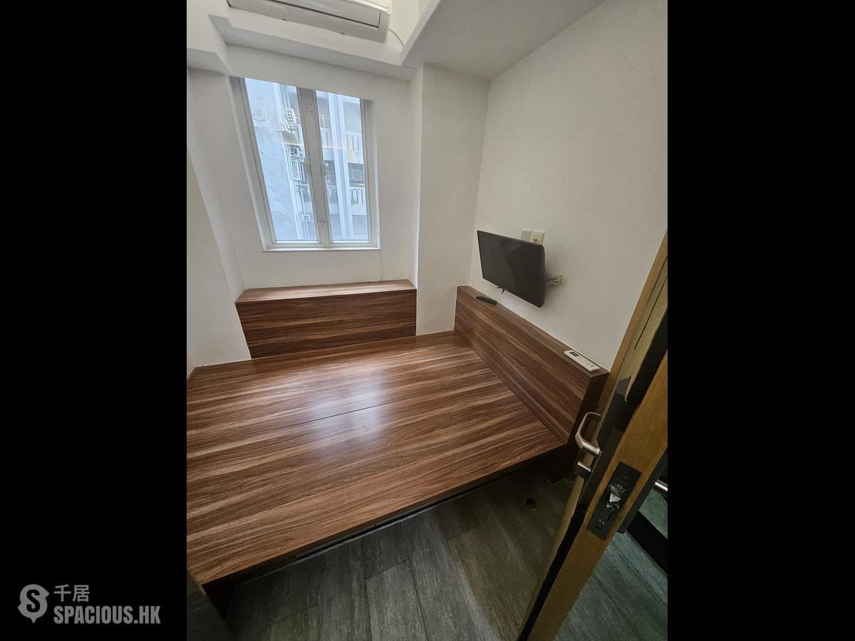 Wan Chai - Overseas Building 01