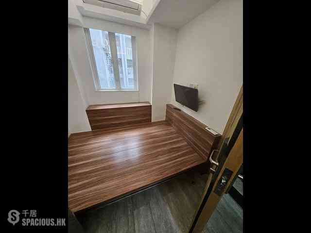 Wan Chai - Overseas Building 01