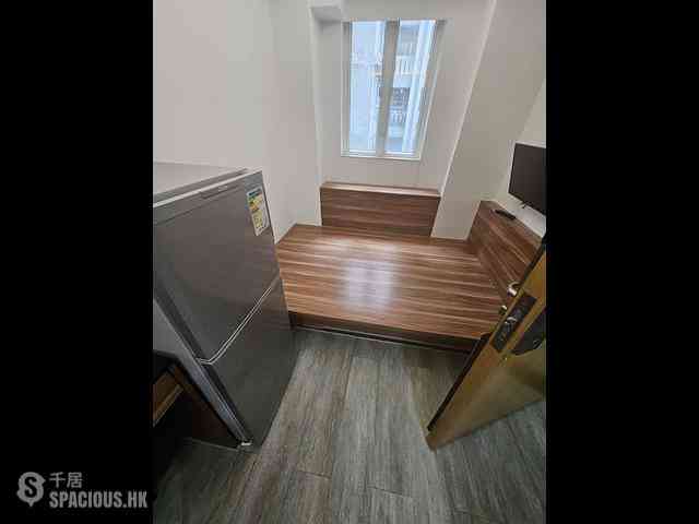 Wan Chai - Overseas Building 02
