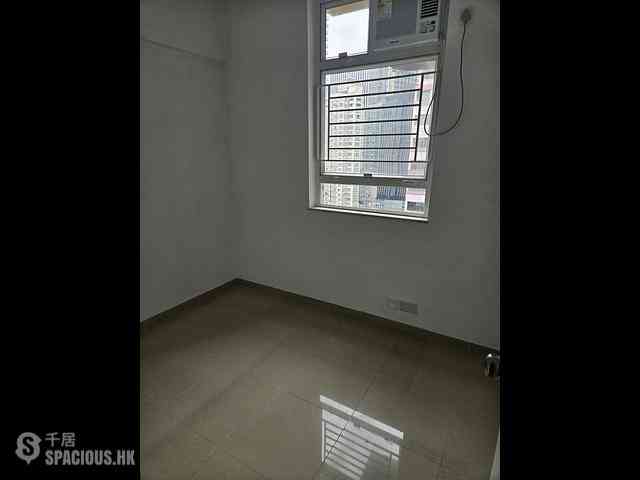 Wan Chai - Hay Wah Building 03