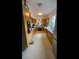 Mid Levels West - Villa Veneto 11