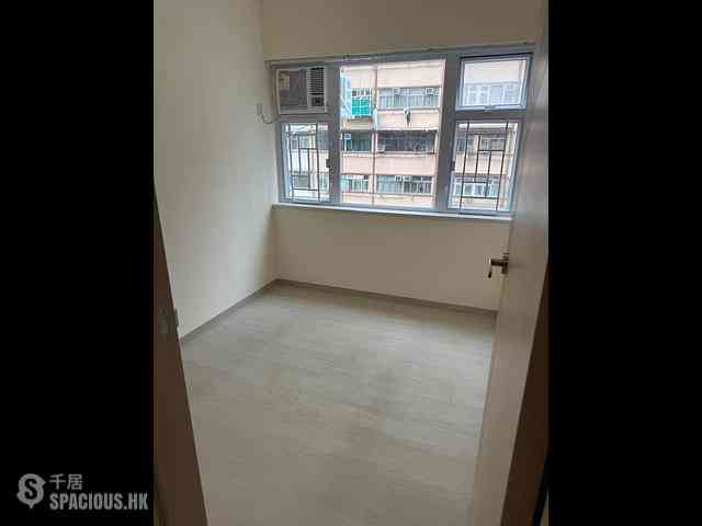 Wan Chai - Ying King Building (Mansion) 03