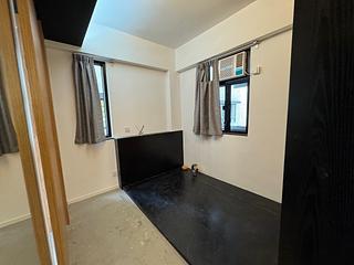 Sheung Wan - Tai Wing House 08