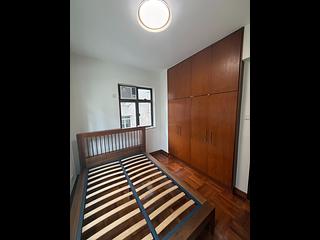 Leighton Hill - Starlight House 12