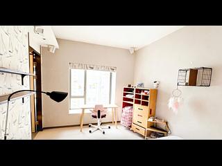 Mid Levels Central - Regal Crest 05