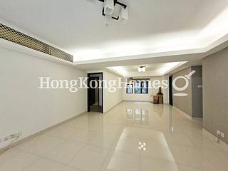 Mid Levels Central - Right Mansion 03