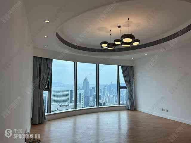 Mid Levels Central - Regence Royale 01