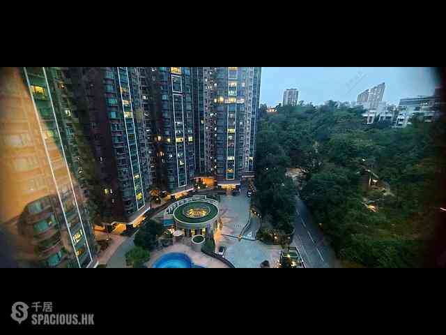 Yau Ma Tei - King'S Park Villa Block 7 01