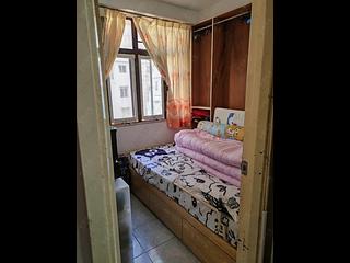 Sheung Wan - Wah Koon Building 05