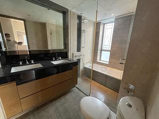 Sai Ying Pun - The Summa Block 1 13