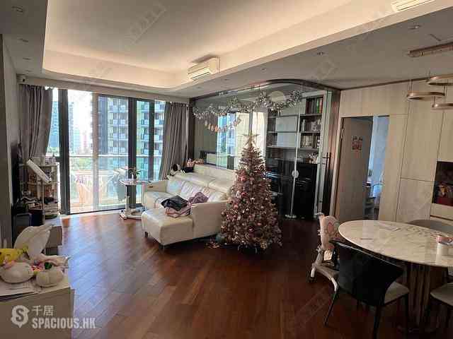 Ho Man Tin - Ultima Phase 2 Tower 2 02