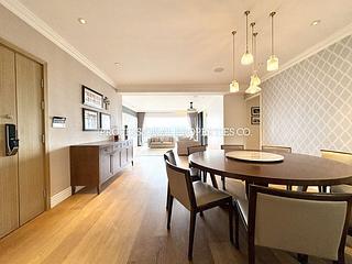 Stubbs Road - Evergreen Villa 06
