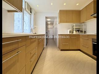 Stubbs Road - Evergreen Villa 07