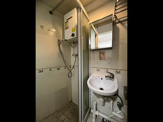 Causeway Bay - Hennessy Apartments 05