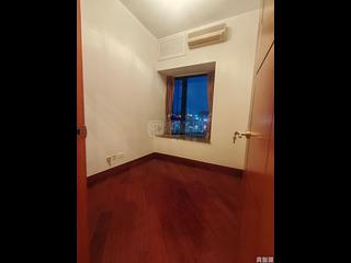 West Kowloon - The Arch Sky Tower (Block 1) 04