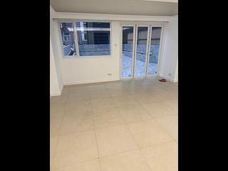 Kennedy Town - New Fortune House Block A 06
