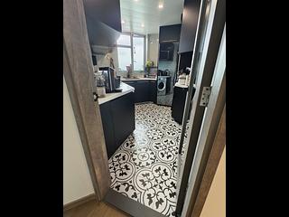 Tung Chung - Caribbean Coast Phase 1 Monterey Cove Tower 1 03