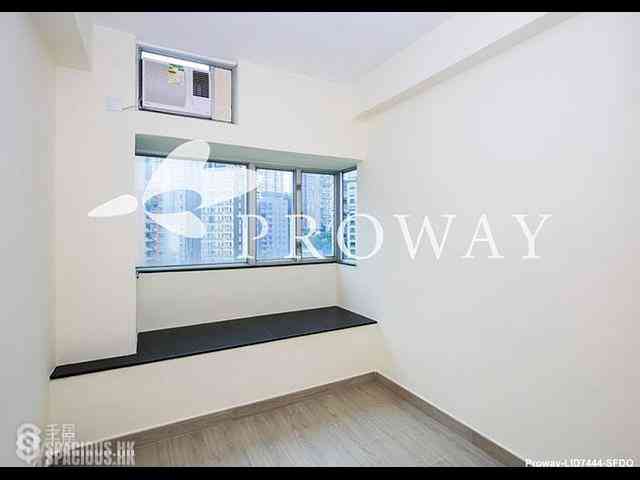 Tai Hang - Grand Deco Tower 04