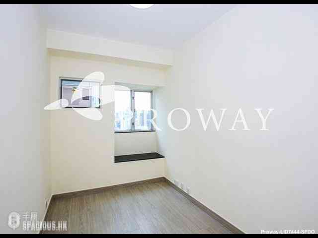 Tai Hang - Grand Deco Tower 06