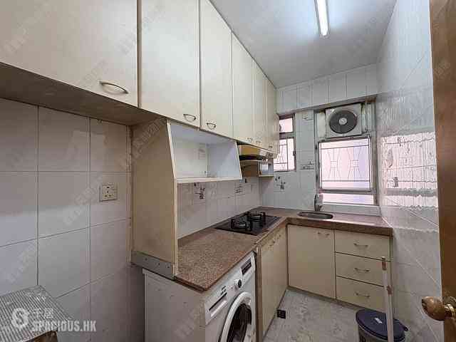 Sai Ying Pun - Rhine Court Block B 07