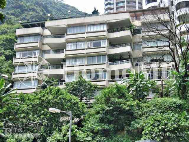 Mid Levels Central - Brewin Court 01