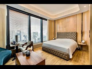 Mid Levels Central - Gramercy 08