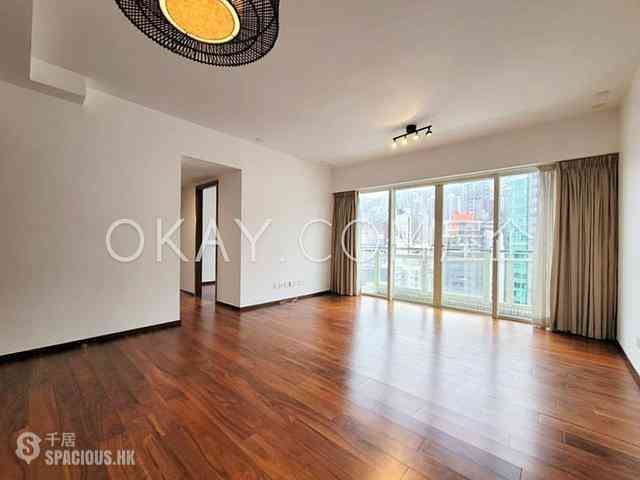 Soho - Centrestage 01