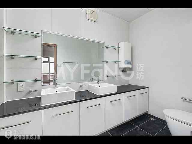 Stubbs Road - Taipan Court 18